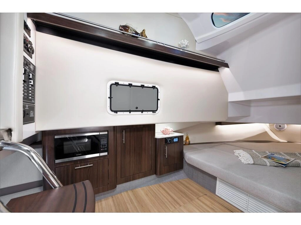 Regal Sav 33 2026 alt