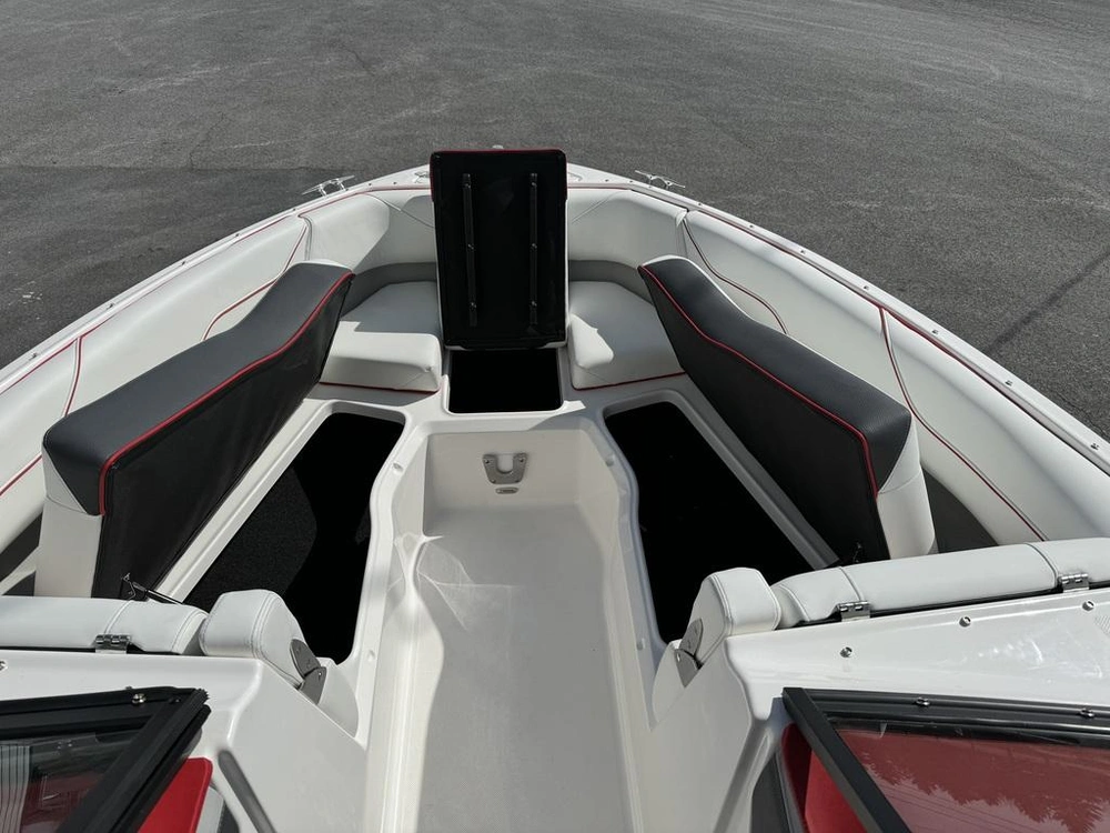 Regal Ls4 Surf 2024 alt