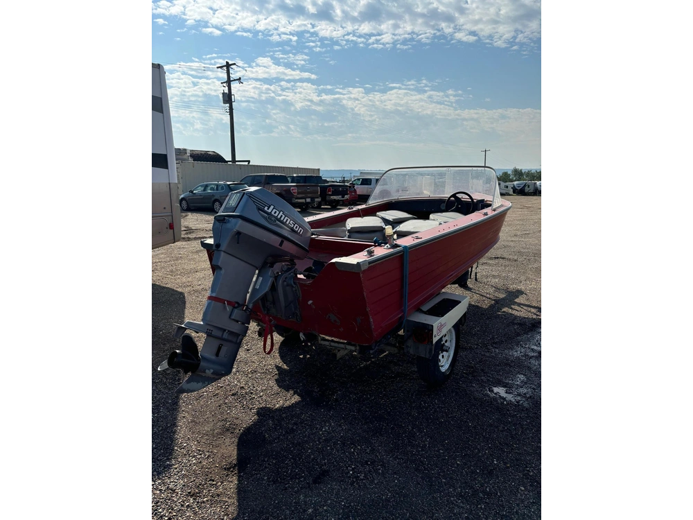 1972 Starcraft 16 Foot Boat alt