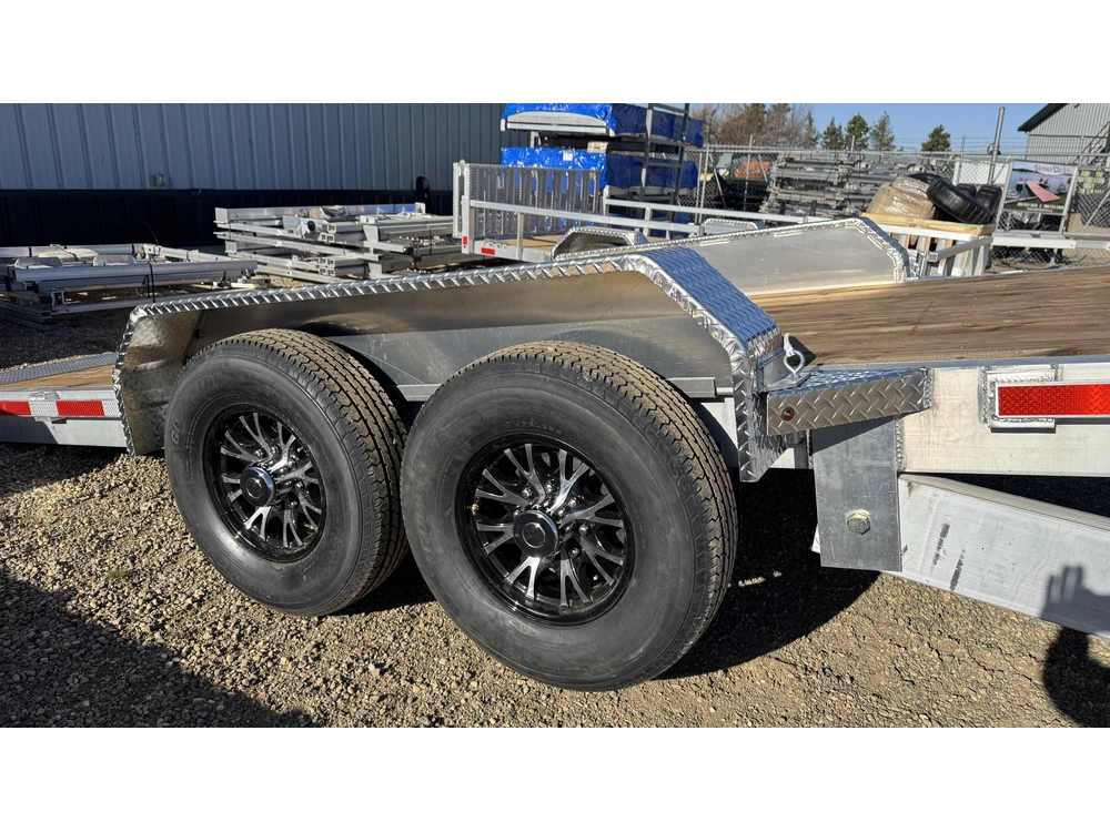 2025 Nordtek Tilt-deck Hd 82"x20' - 16k, Double Axle, Heavy Duty, Axle Upgrade, Tire Upgrade. Removable Fenders alt