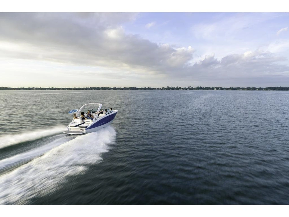 Regal Ls6 Surf 2026 alt