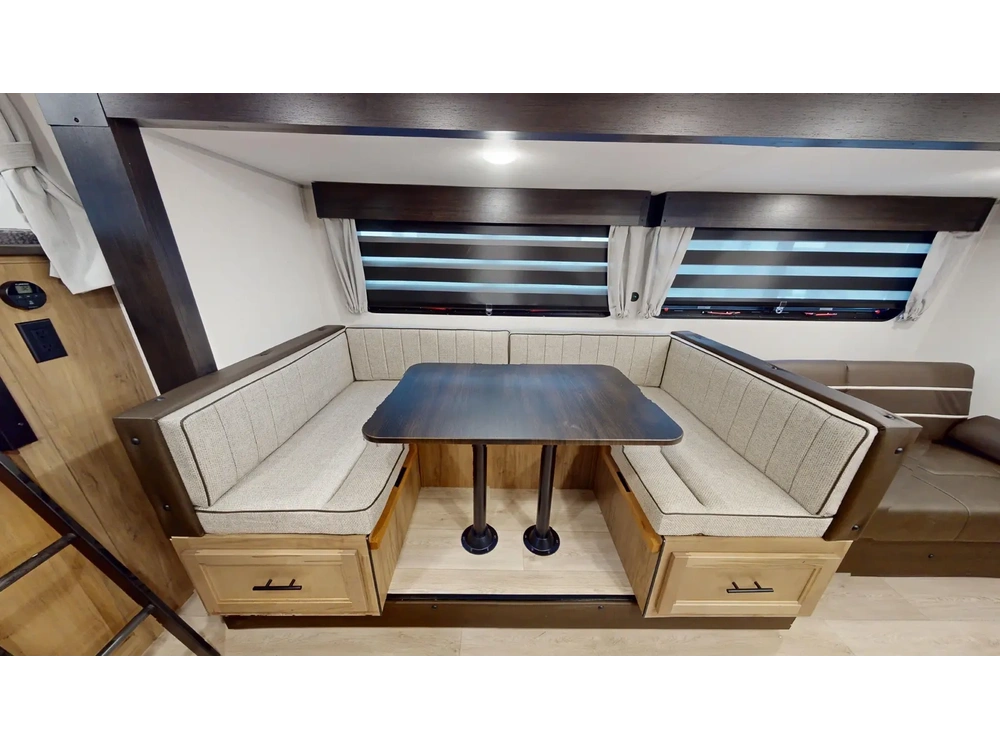 Cherokee 26dbh Black Label 2025 alt