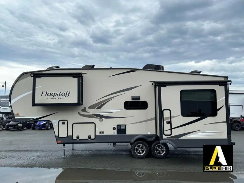 2020 Forest River FIFTHWHEEL FLF526RLWSC