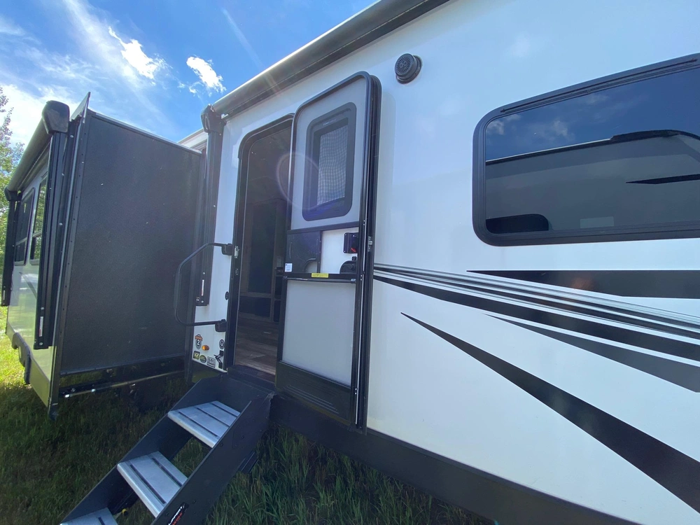 2022 Connect Connect 322 Bhk alt