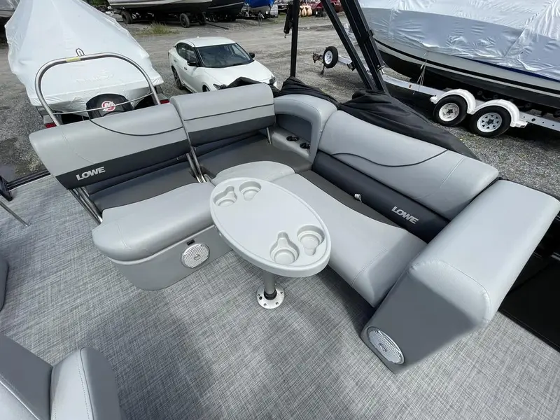 Lowe Boats SS 210 CL 2020