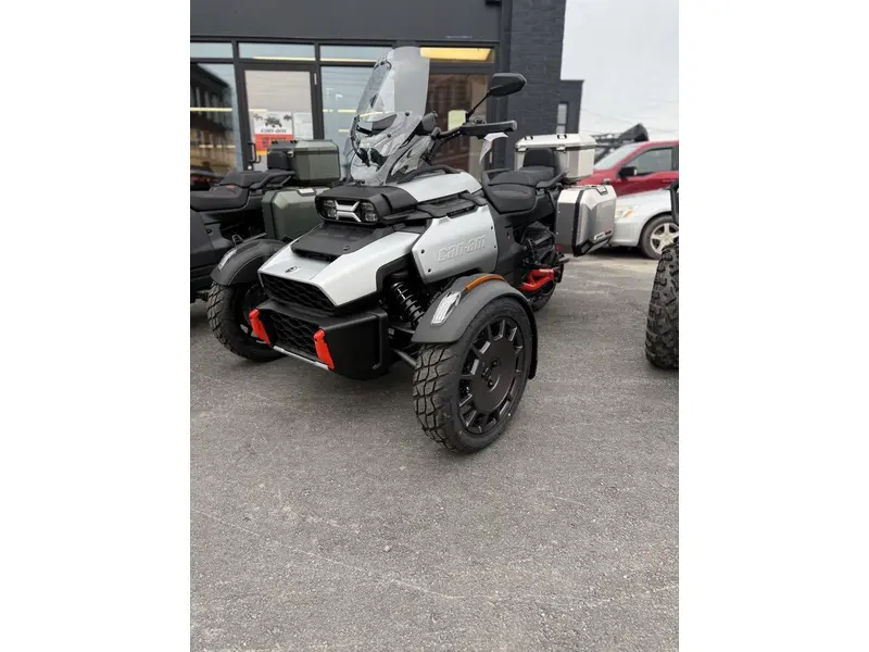 2025 Can-Am Canyon XT
