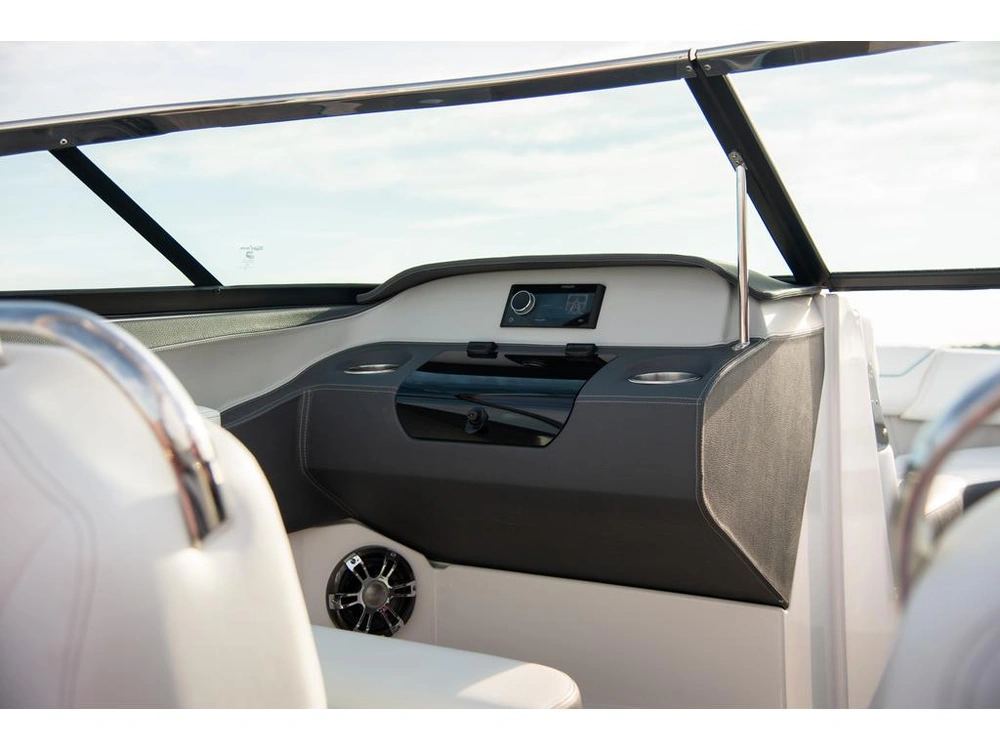 Regal Ls4 2026 alt
