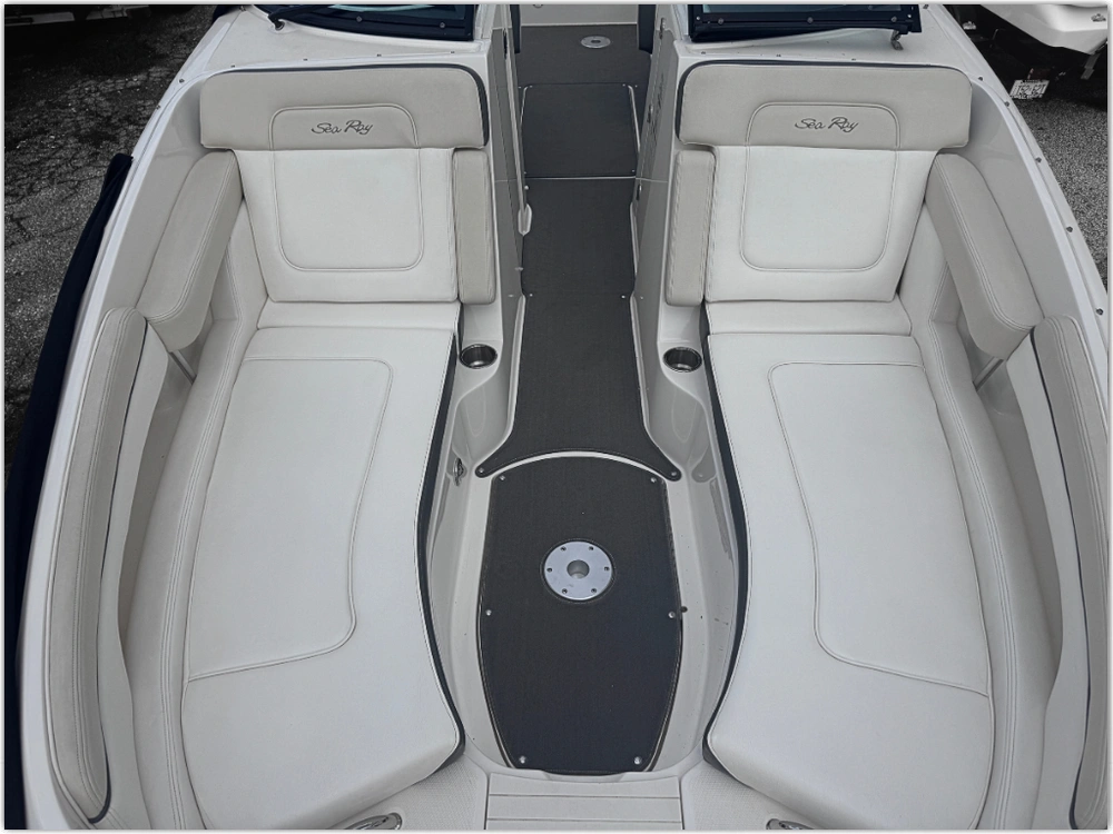 2014 Sea Ray 260 Sundeck alt