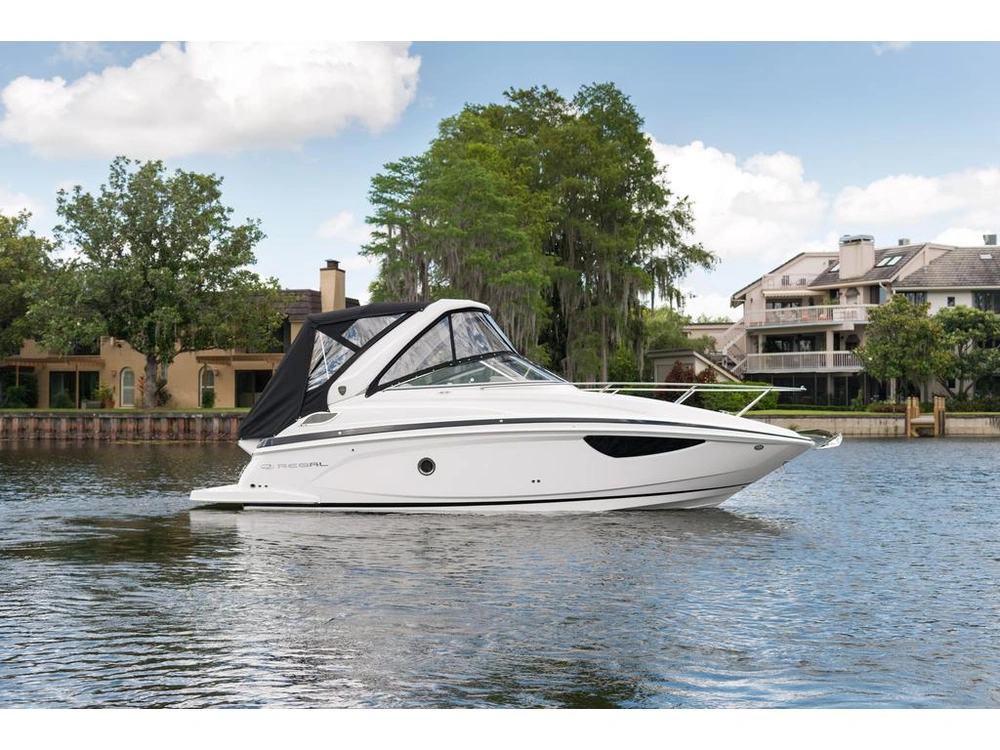 2026 Regal 28 Express alt