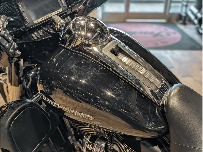 2018 Harley-Davidson Electra Glide Ultra Limited // Vivid Black