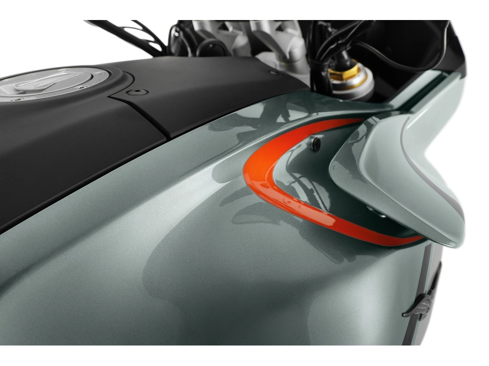 Moto Guzzi V100 Mandello S Pff Verde Ghiaccio 2025 alt