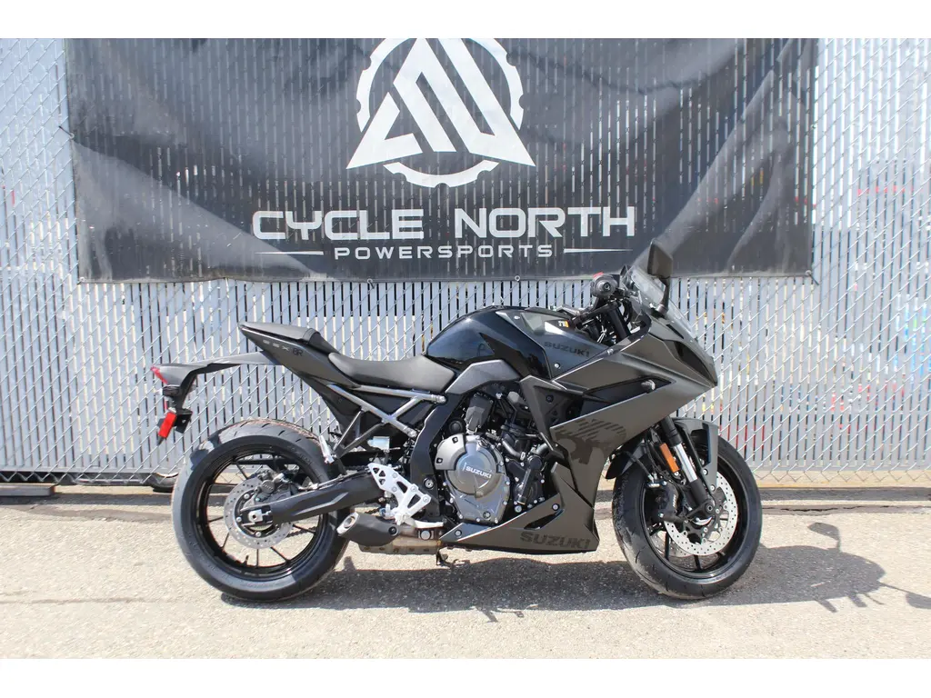 2025 Suzuki GSX- 8R 