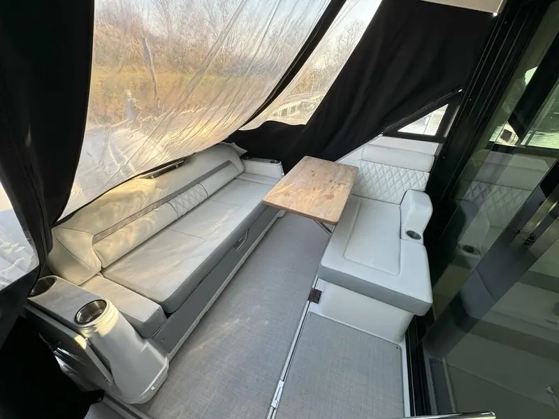 Regal 36 XO 2022