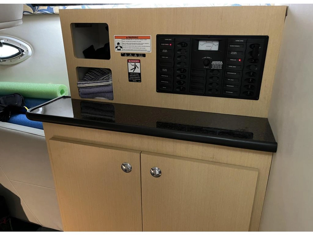 2011 Bayliner 315 Sb alt