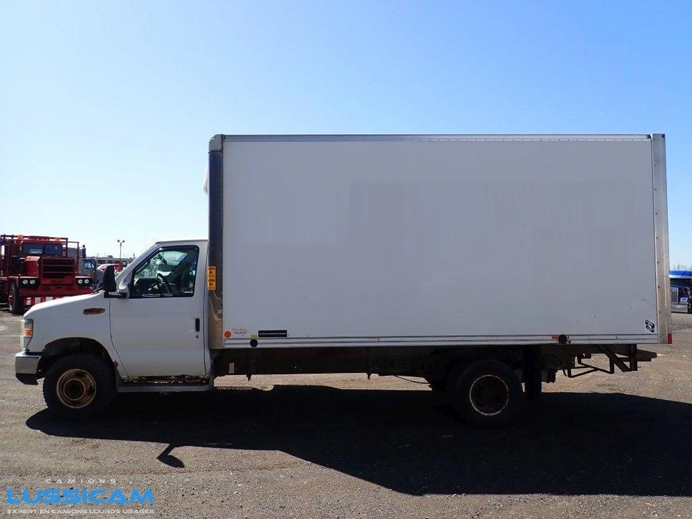 Ford E-450 2013
