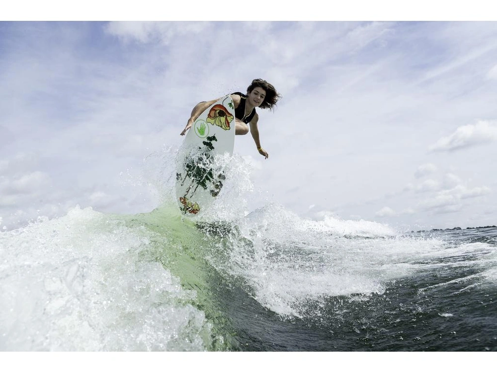 Regal Ls6 Surf 2026 alt