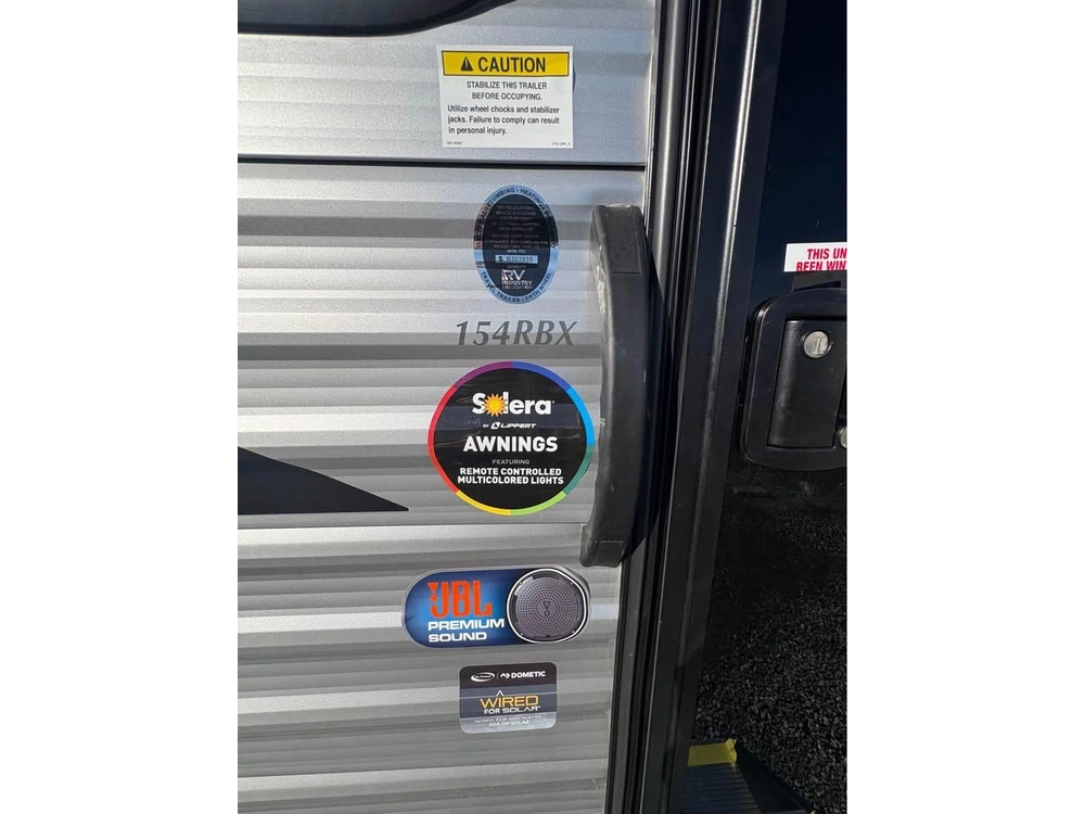 2025 Coachmen Catalina 154rbx alt