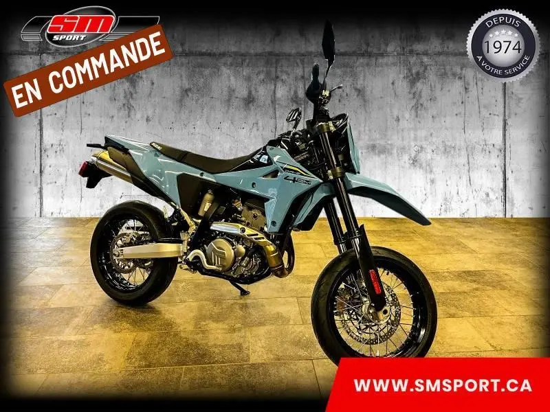 2025 Suzuki DR-Z400SM