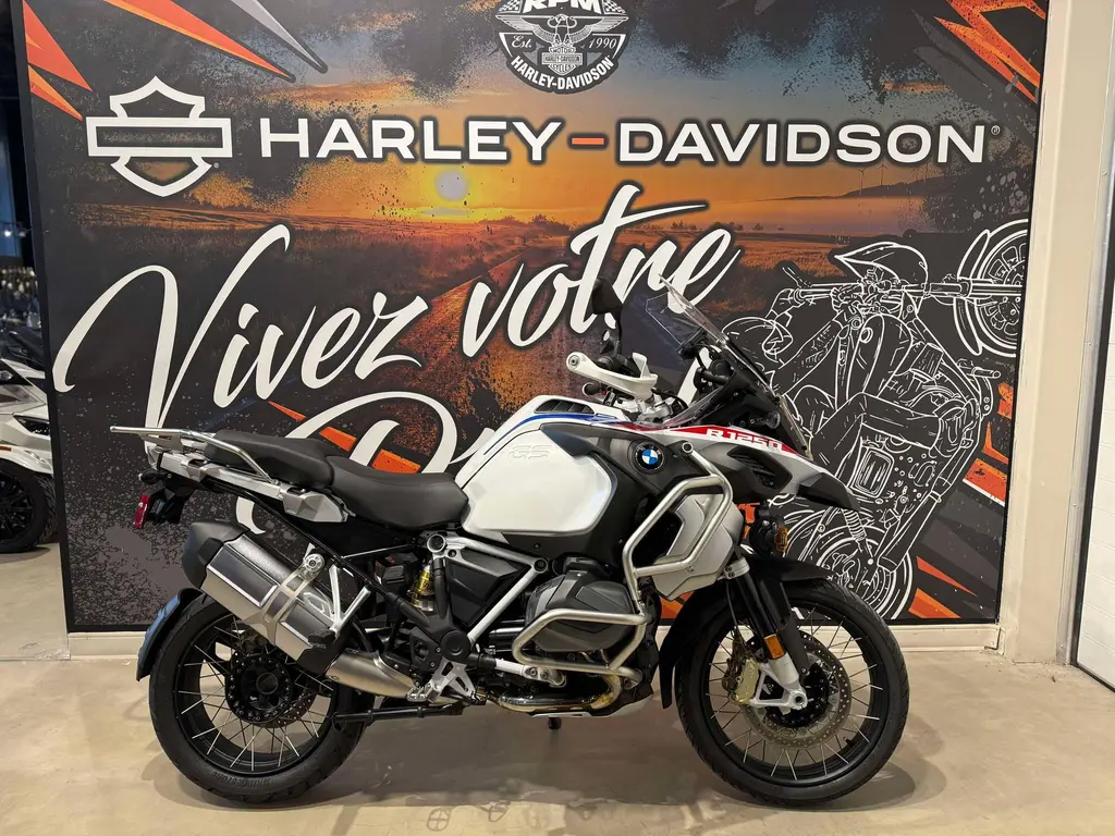 2022 BMW 1250gs adventure
