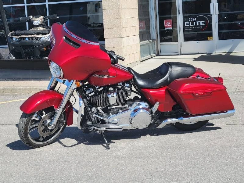 Harley-davidson Flhx Street Glide 2018 alt
