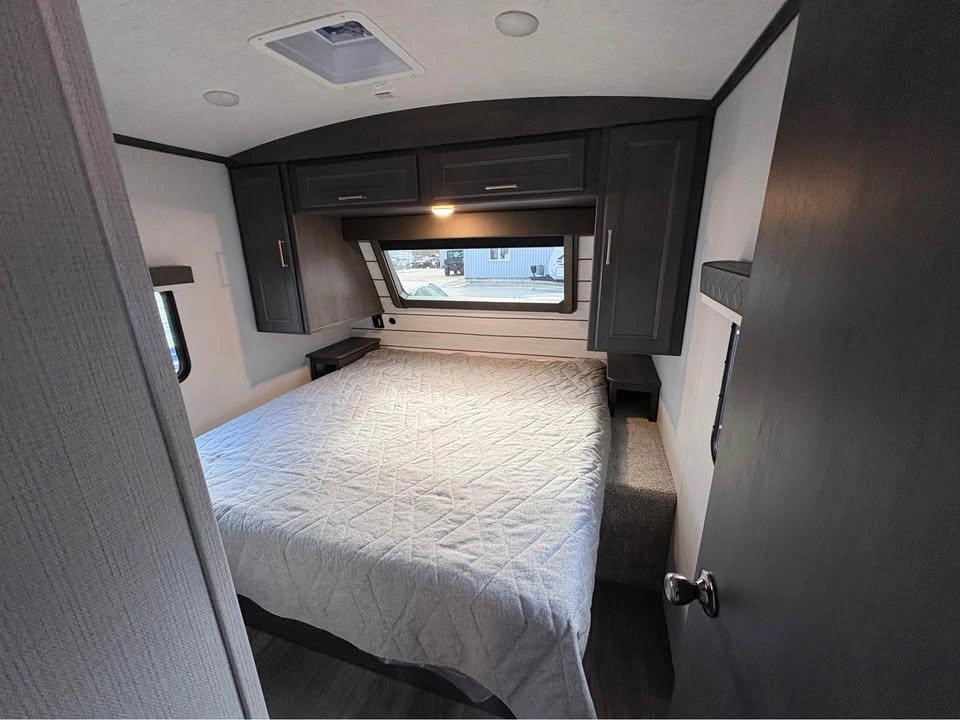 2024 Keystone Rv Cougar 25mle alt