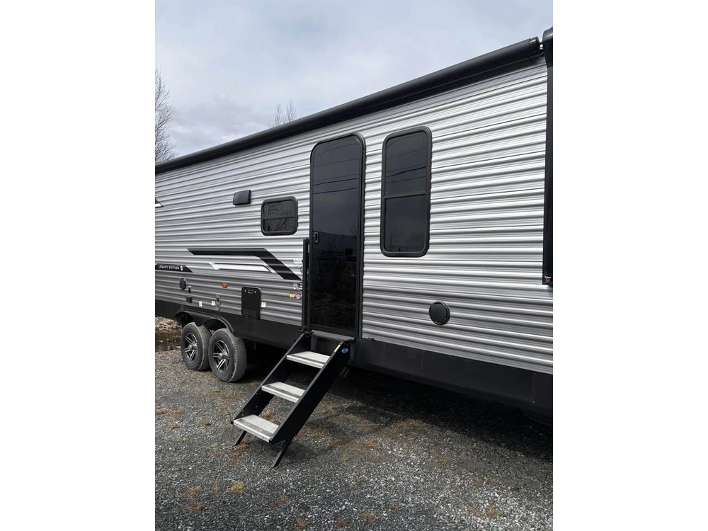 2025 Coachmen Catalina 343bhtsle alt