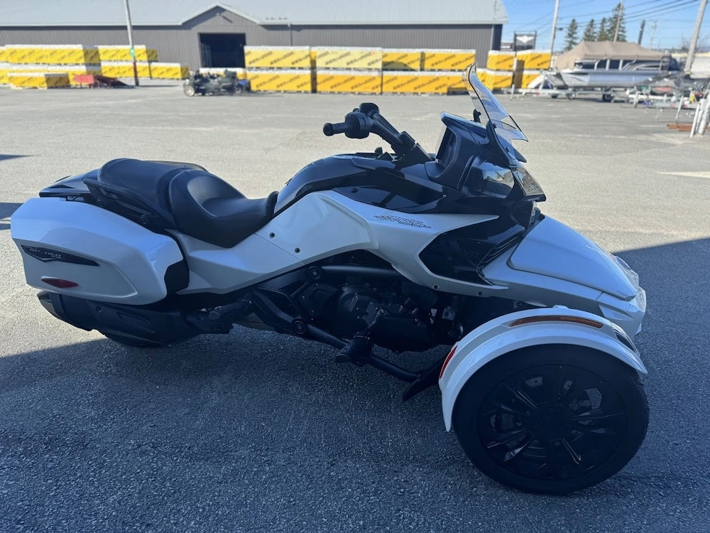 Can-am F3-t 2024 alt