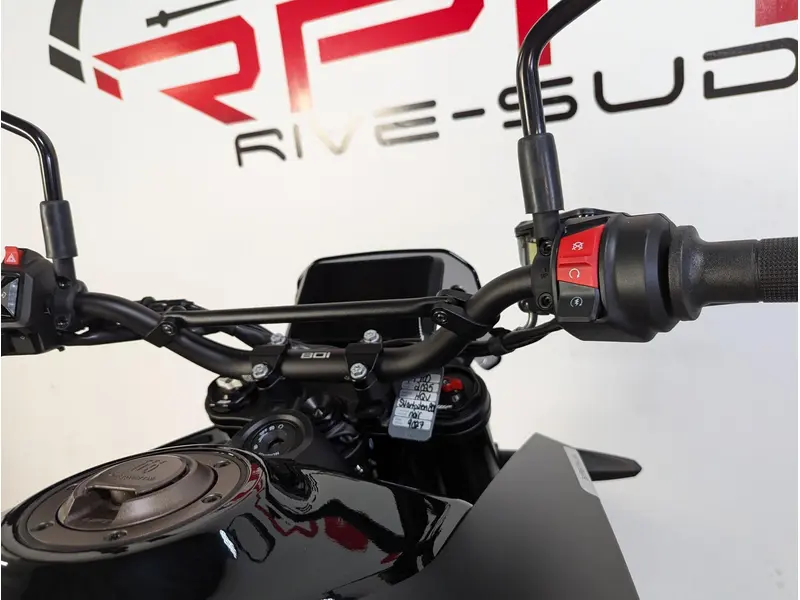 2025 HUSQVARNA SVARTPILEN 801 *2.99% SUR 60 MOIS