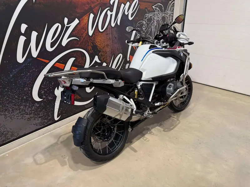 2022 BMW 1250gs adventure