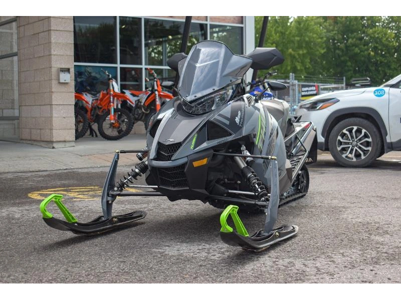 Arctic Cat Zr 9000 Thundercat 137 Qs3 2021 alt