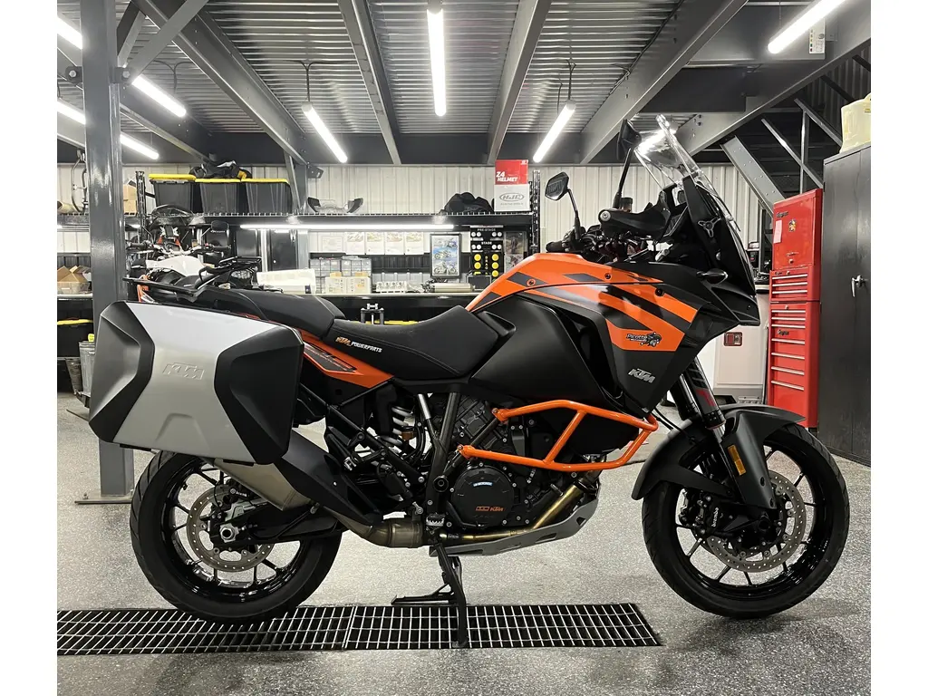 2020 KTM 1290SADVS