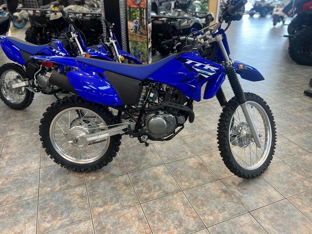2025 Yamaha Tt-r 230 alt