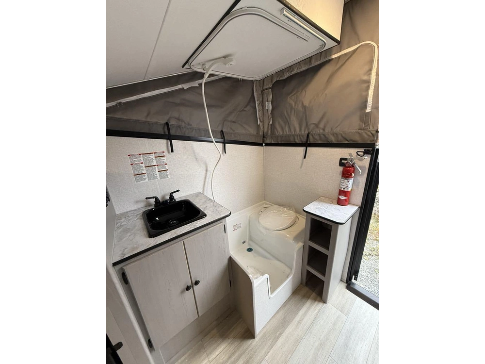 2024 Forest River Clipper 12.0 Td Pro alt