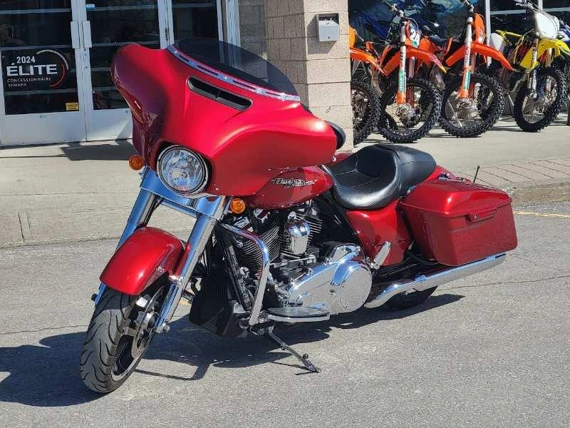 Harley-davidson Flhx Street Glide 2018 alt