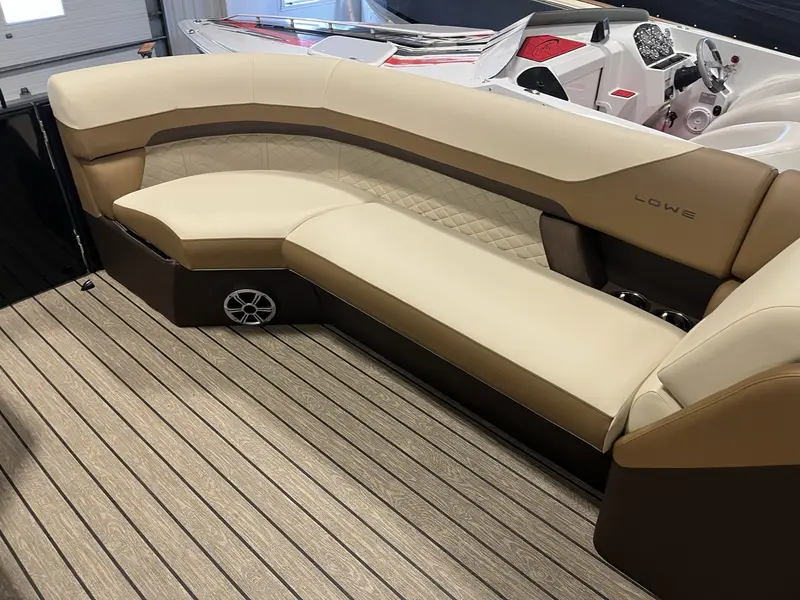 Lowe Boats SS230 2022