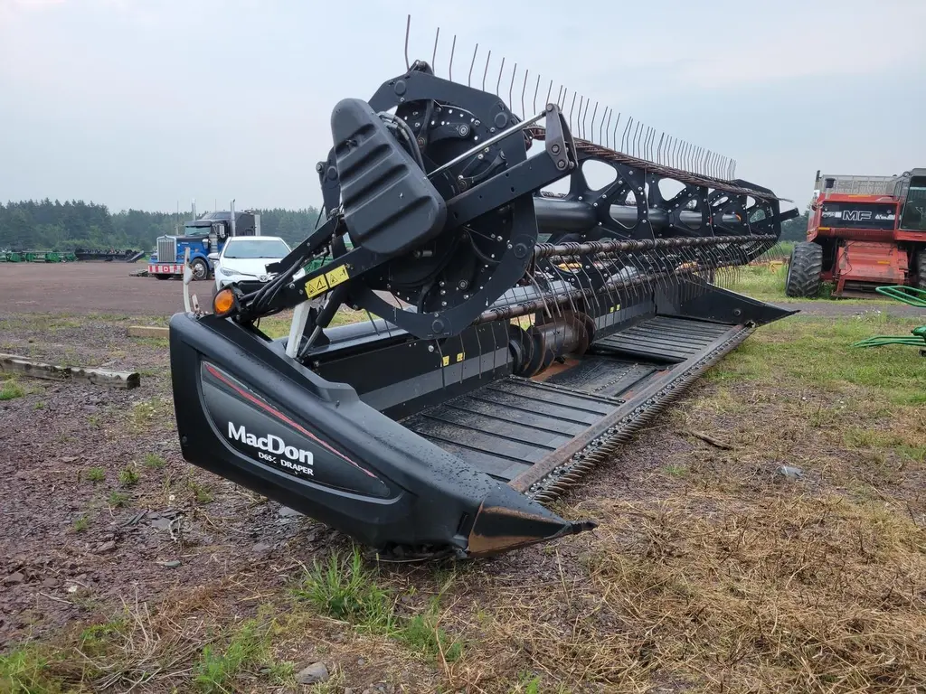 MacDon D65 2013