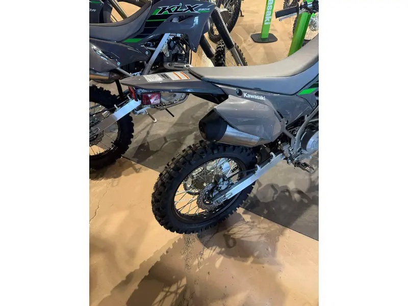 2025 Kawasaki KLX® 230R S thumbnail 8