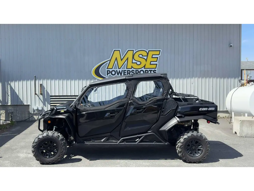 2024 Can-Am COMMANDER MAX XT 1000R 