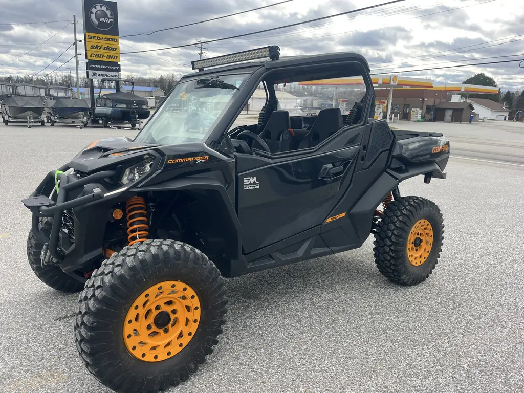 2022 Can-Am COMMANDER 1000 XT-P