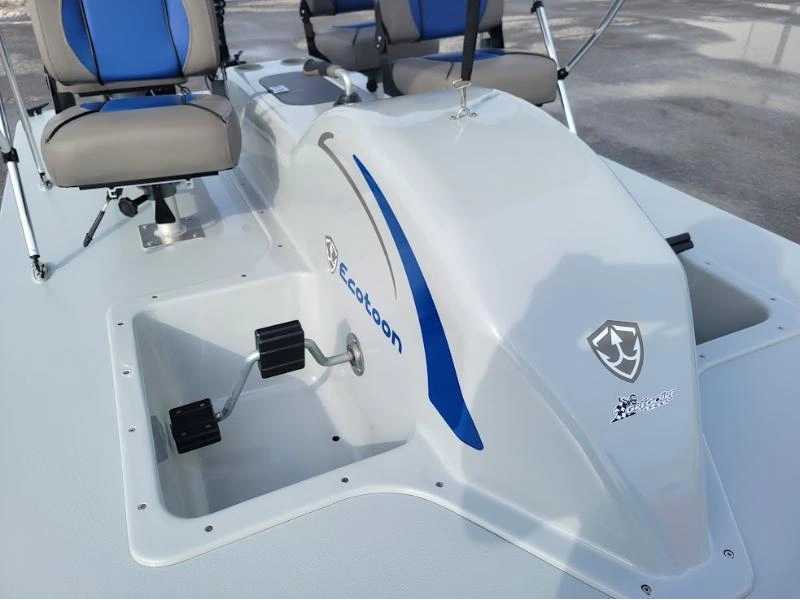 2023 Armada Ecotoon alt