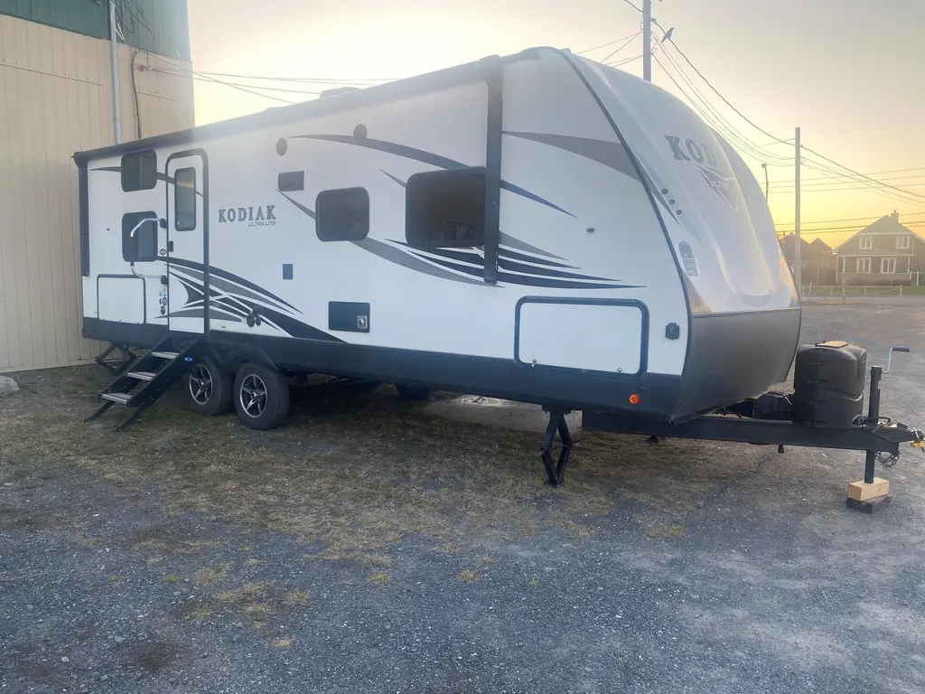 2019 Dutchmen Kodiak 248BH