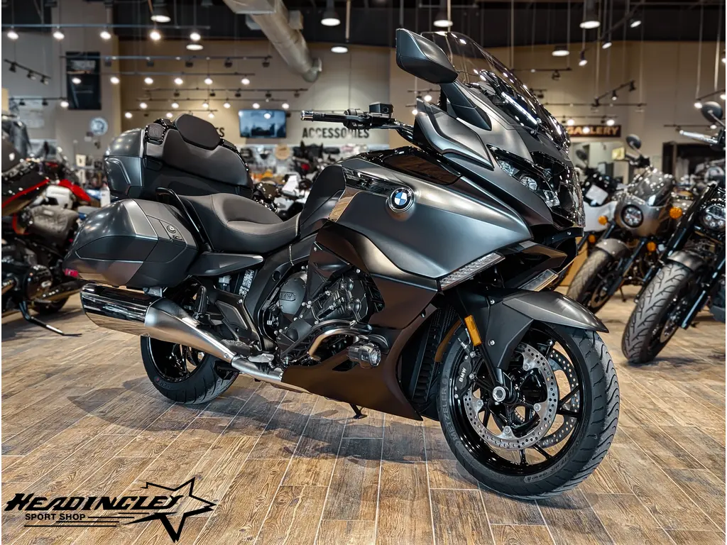2025 BMW K 1600 Grand America // Mineral Grey Metallic Matte