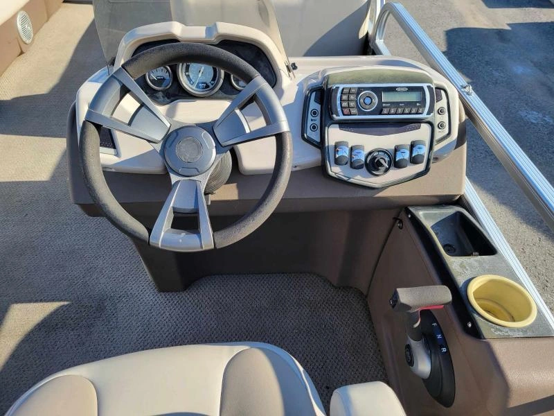 2015 Princecraft Vectra 21 alt