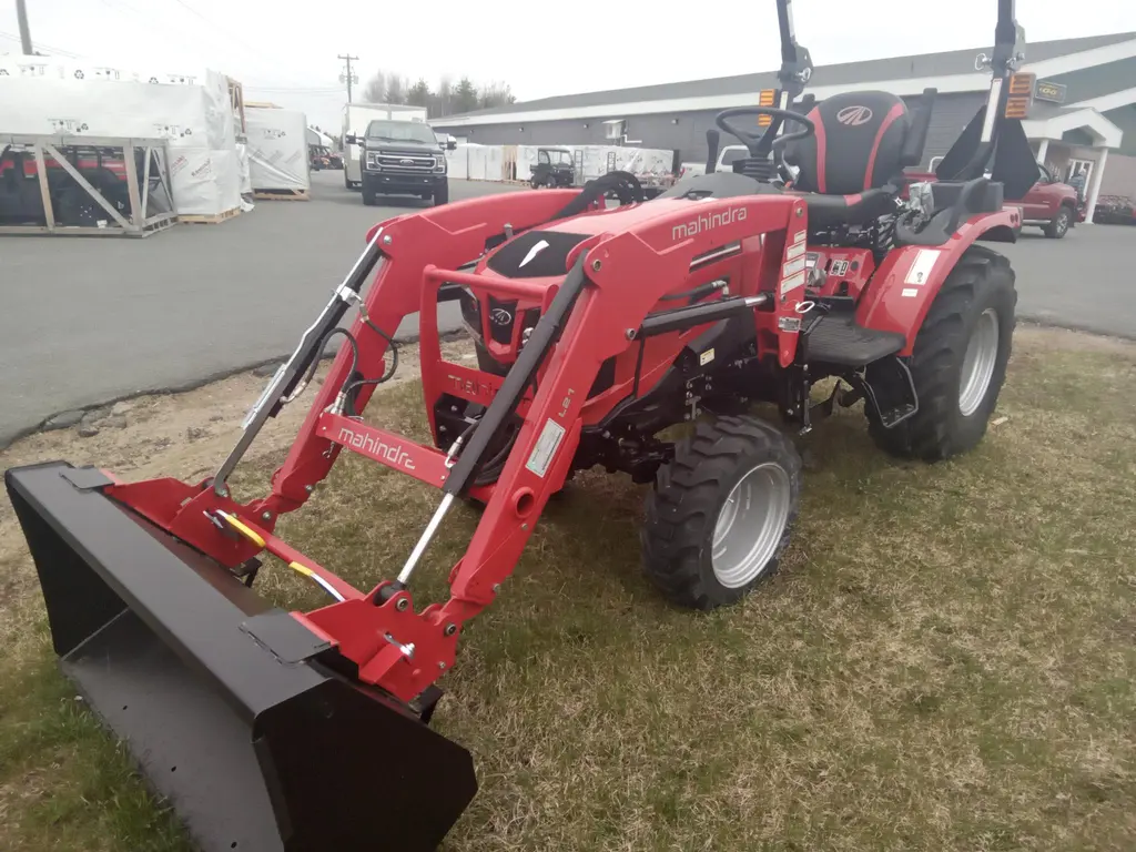 2025 Mahindra 2126 HST LOADER