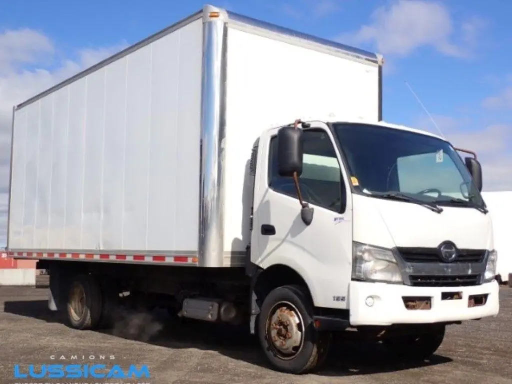 2016 Hino 195 