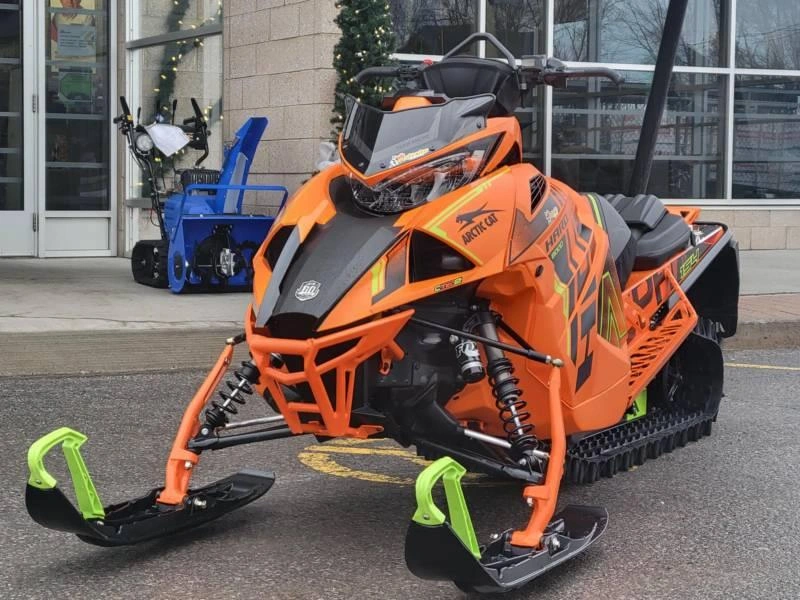 Arctic Cat M8000 Hardcore Alpha One 154 2022 alt