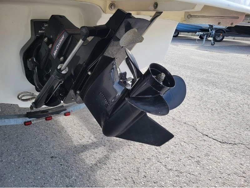 2012 Bayliner 1800 alt