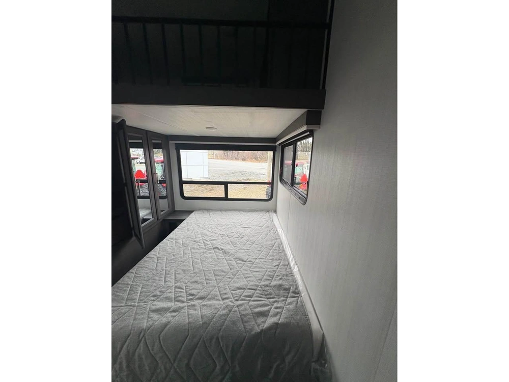 2024 Keystone Rv Cougar 364bhl alt