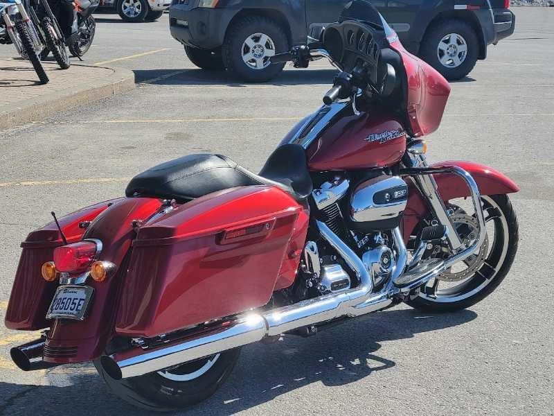 Harley-davidson Flhx Street Glide 2018 alt