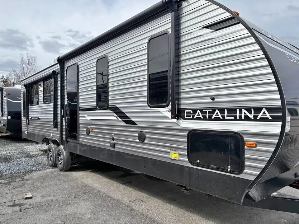 2025 Coachmen CATALINA 313RLTSLE 